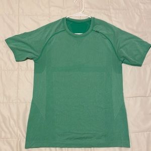 Lulu lemon mens tshirt